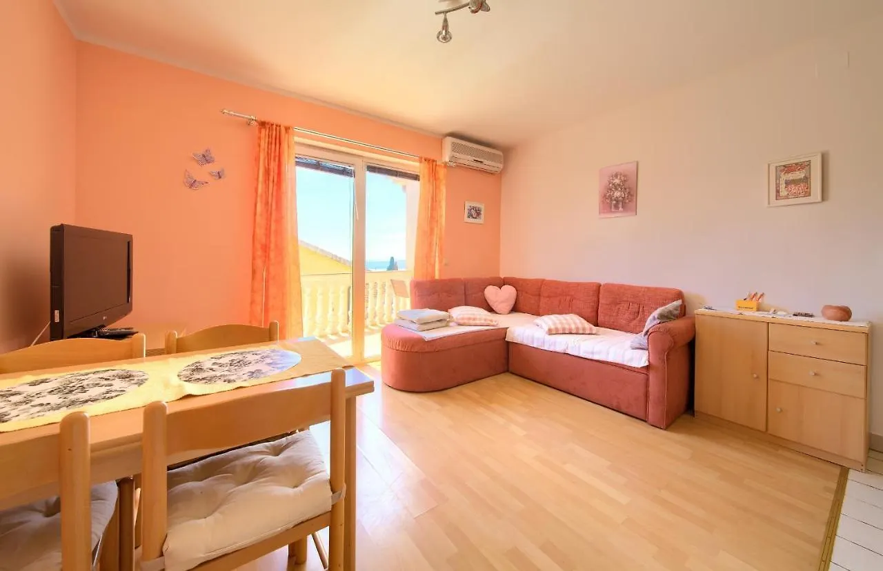Apartment Henrik Krk Town 0*,  Croatia
