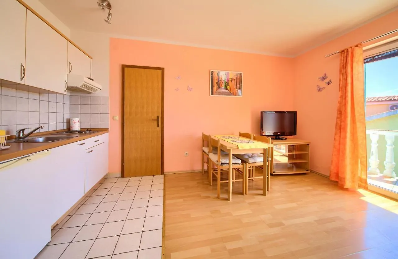 Apartment Henrik Krk Town