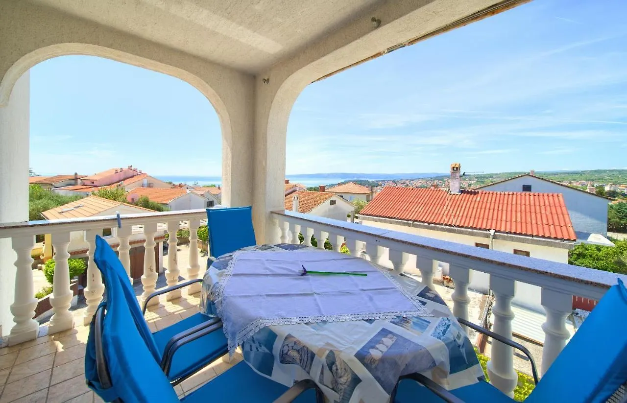 Apartment Henrik Krk Town