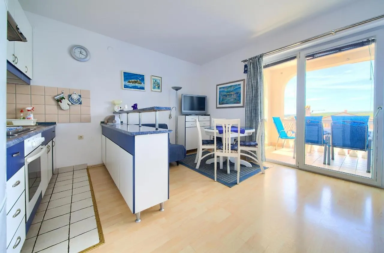 Apartment Henrik Krk Town 0*,