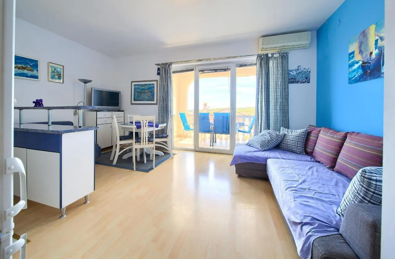 Apartment Henrik Krk Town